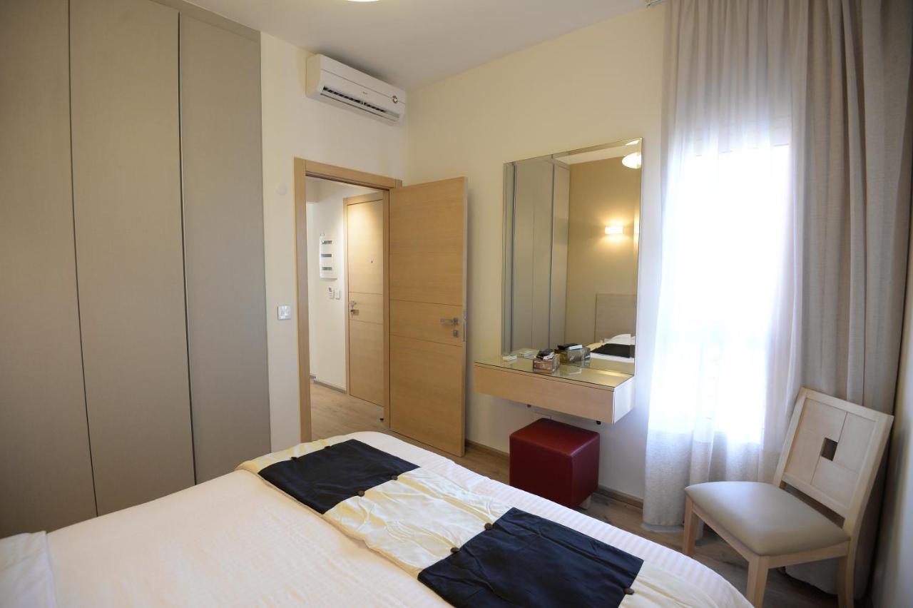 Nest 1 Hotel Beiroet Buitenkant foto